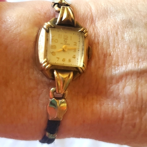 Helbros Vintage Womens Bracelet Swiss Watch with Original Band - Picture 6 of 8